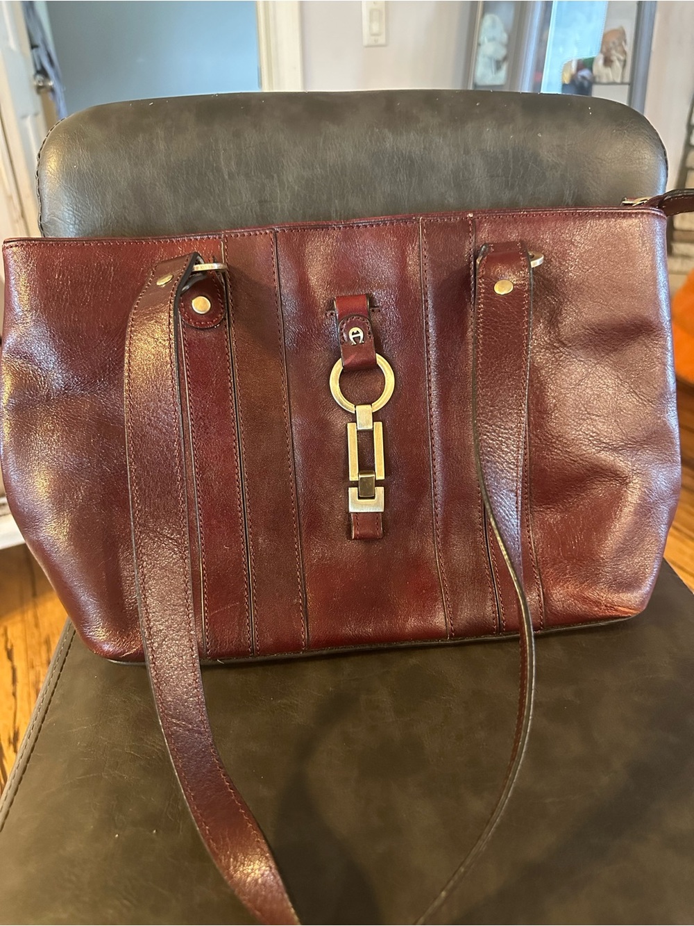 Etienne Aigner Vintage Leather Shoulder Bag with Gold Hardware
